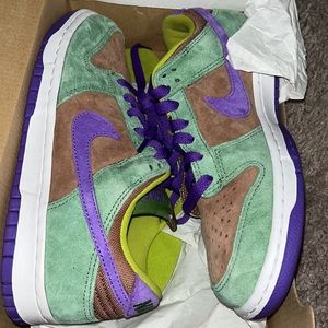 Nike Dunks